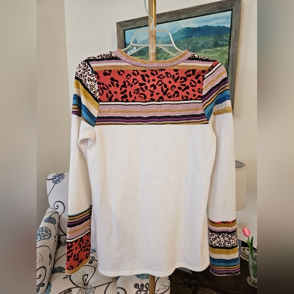 Lovely Melody Multicolor Patterned Blouse Sz Sm - Picture 3 of 4